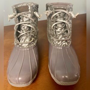 Sperry leopard duck boots!